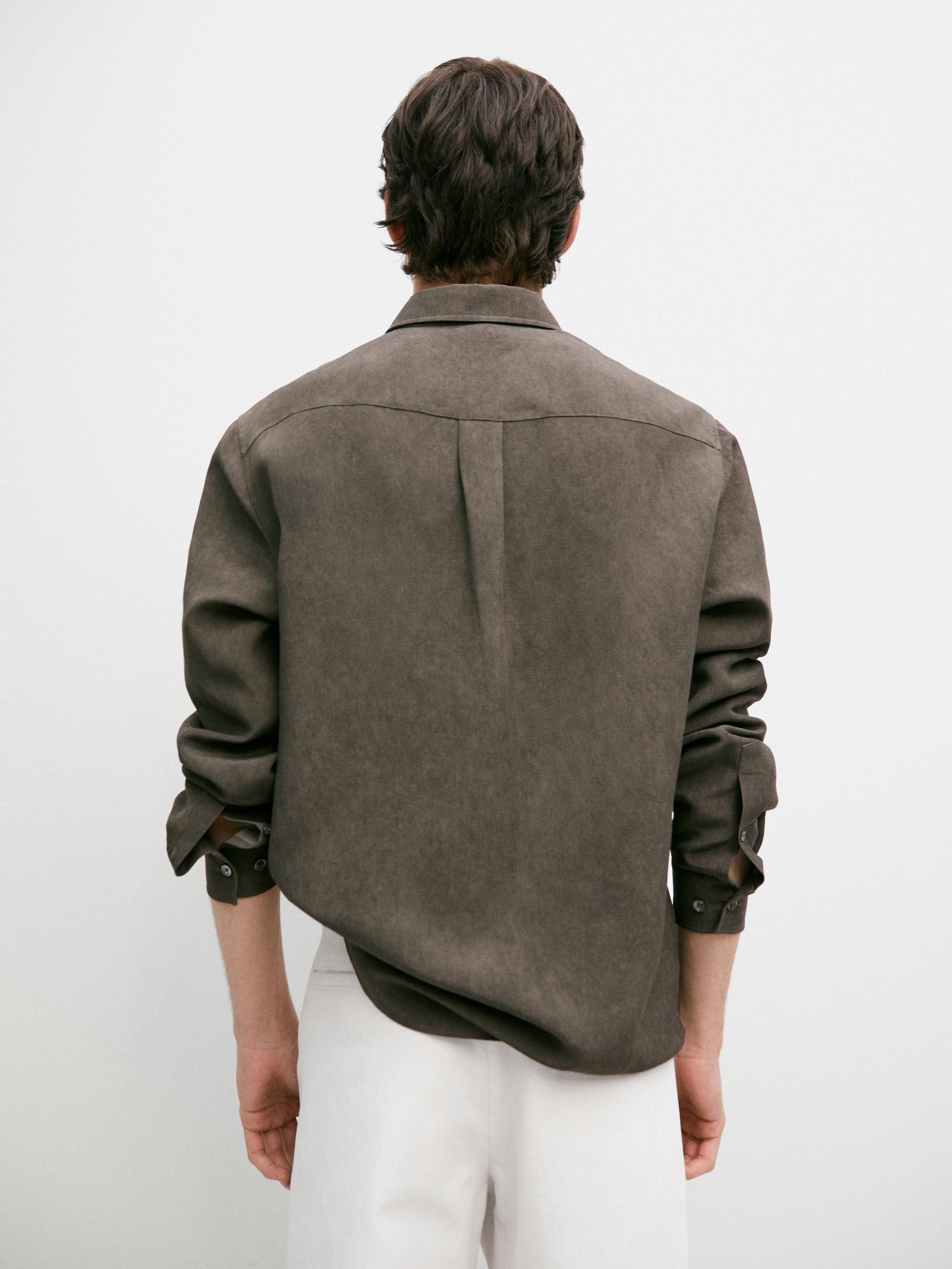Flowing regular fit shirt with pocket